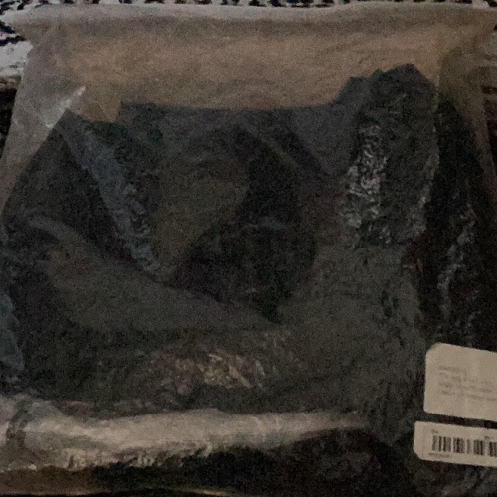 Preowned Lot Of Two Dress Up Vests Size Large . - Picture 9 of 12